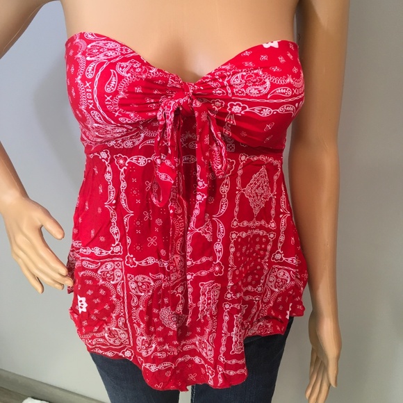 Red and White Bandana Strapless Top - Picture 6 of 8